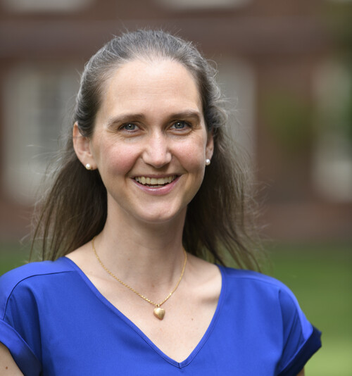 Katie Mulroy headshot